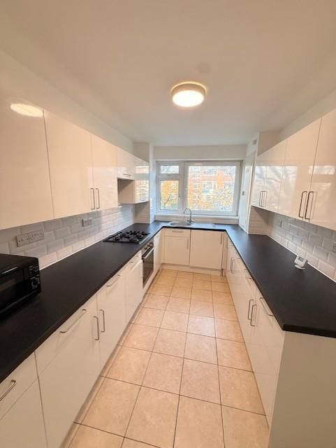 Property photo 2 of 10 11.Jpg