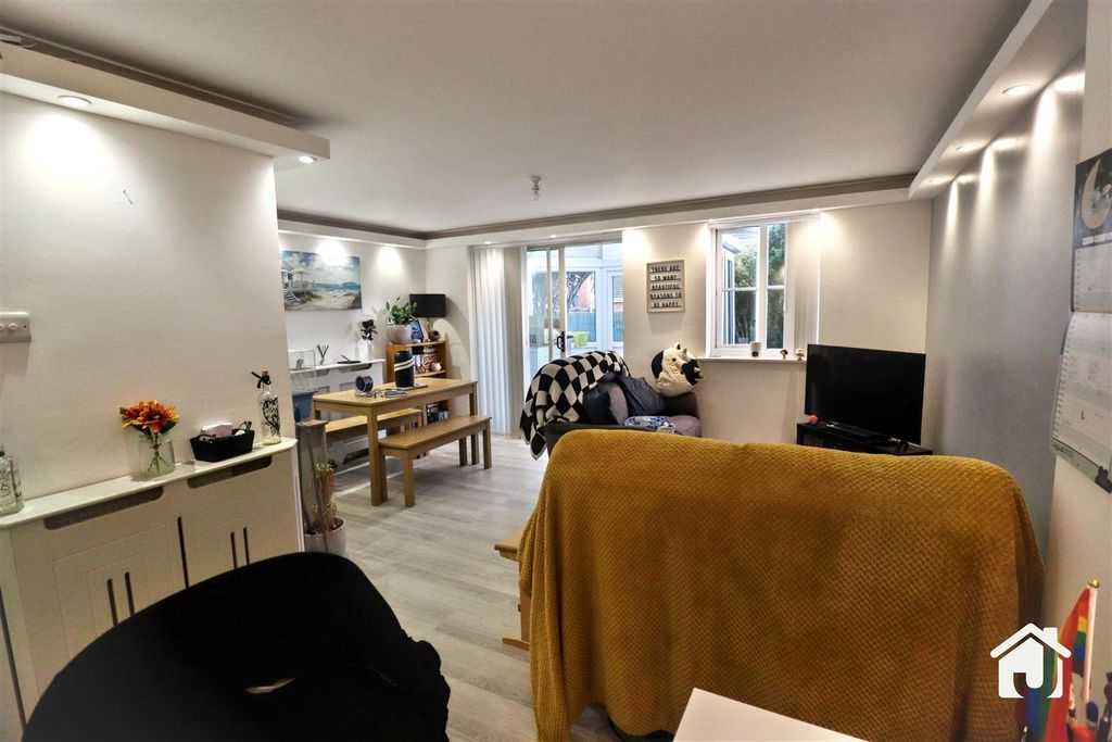 Property photo 3 of 19 Img_2937.Jpg
