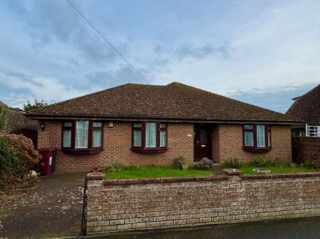 Property photo 1 of 17 Front