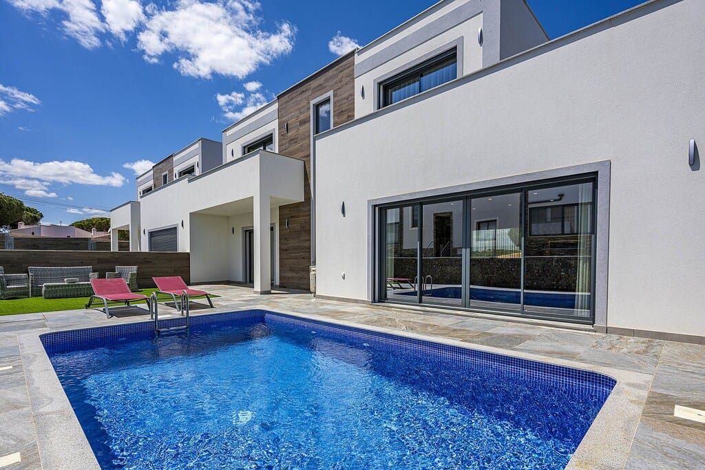 Property photo 2 of 15 Algarve Townhouse Ptalbv394 2