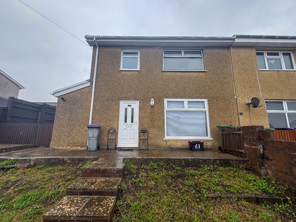 Property photo 1 of 27