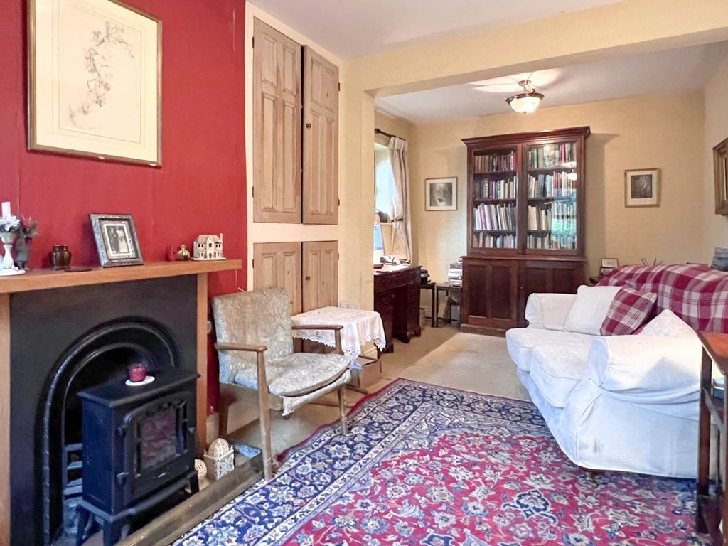 Property photo 3 of 32