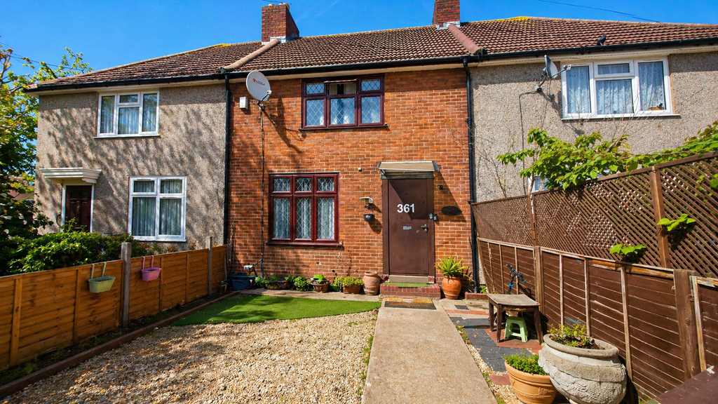 Property photo 1 of 16 Front