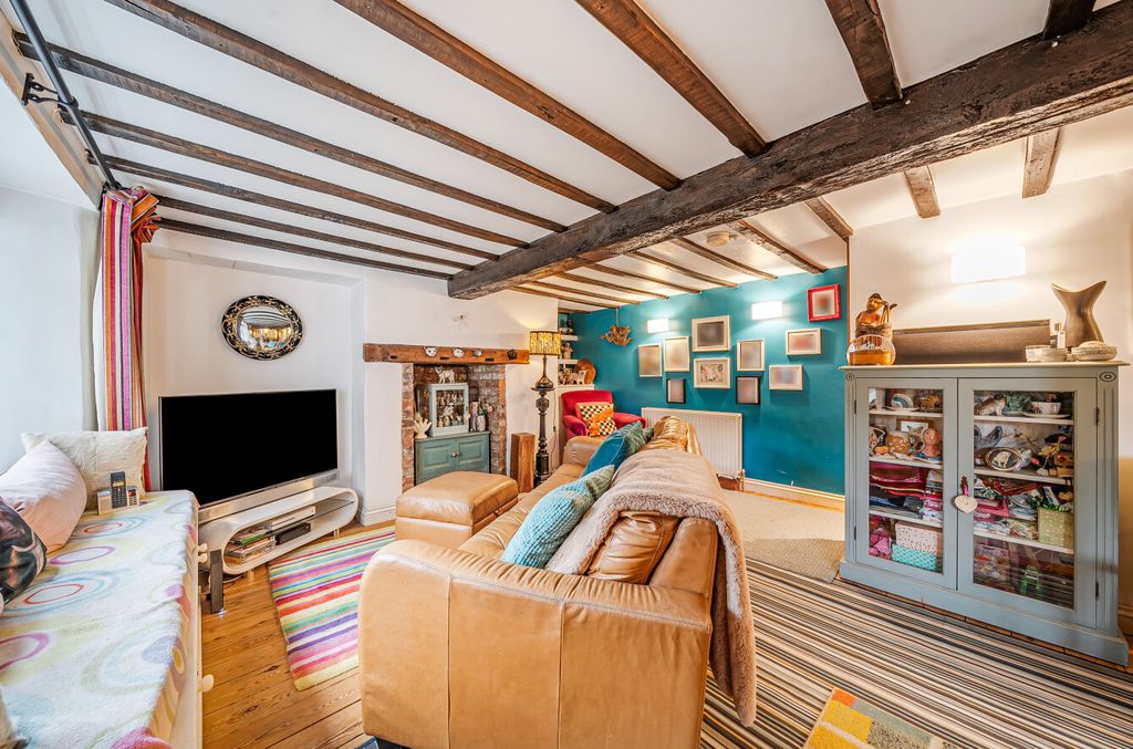 Property photo 1 of 13 12251452