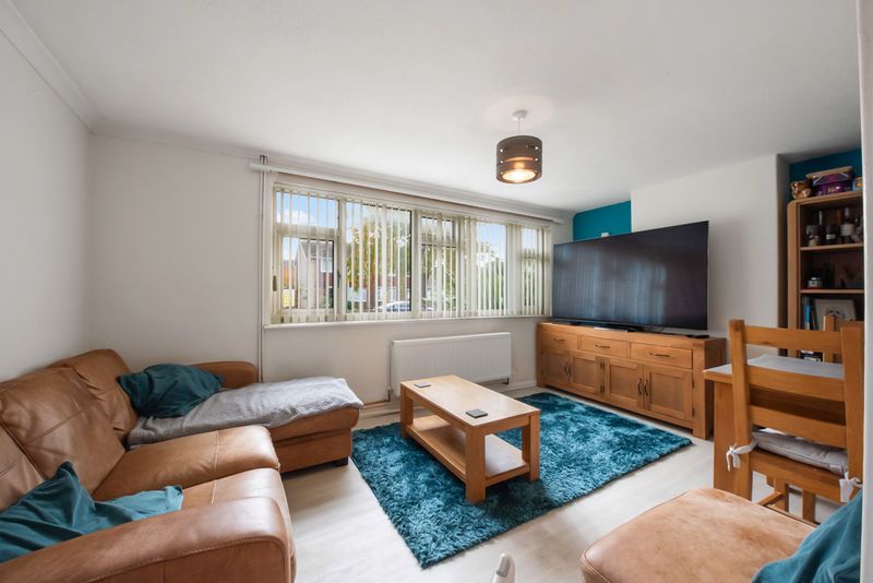 Property photo 2 of 11 Photo 4