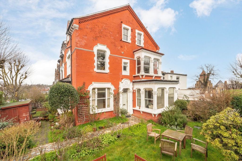Property photo 1 of 7