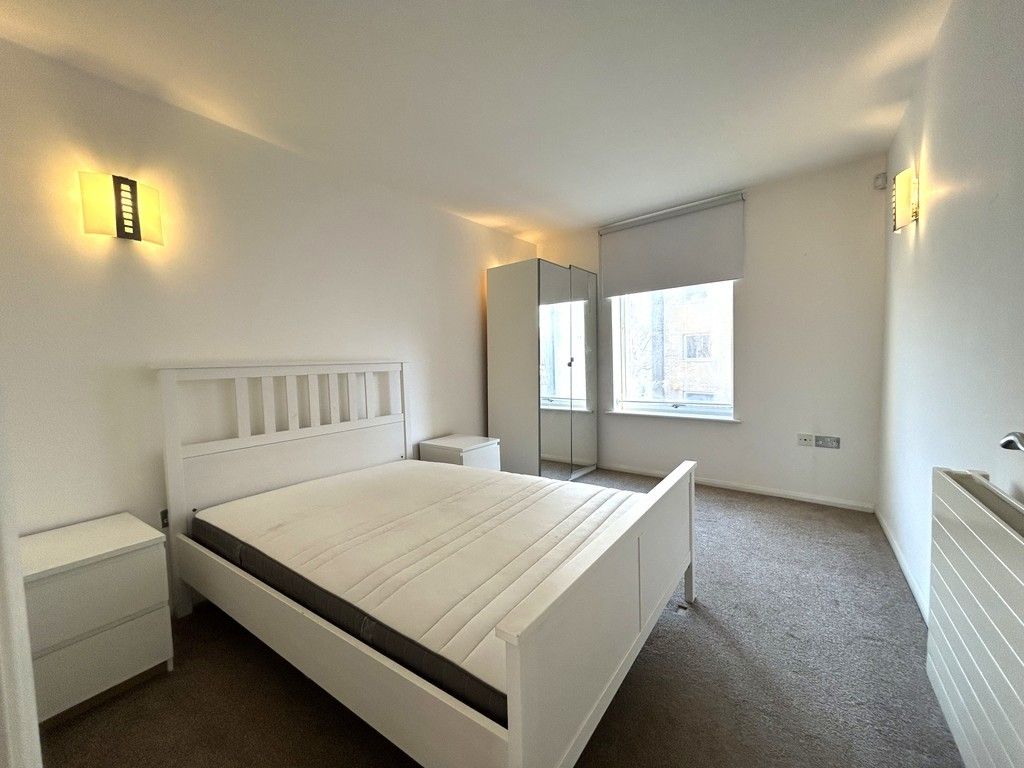 Property photo 2 of 11 2 Gh 9