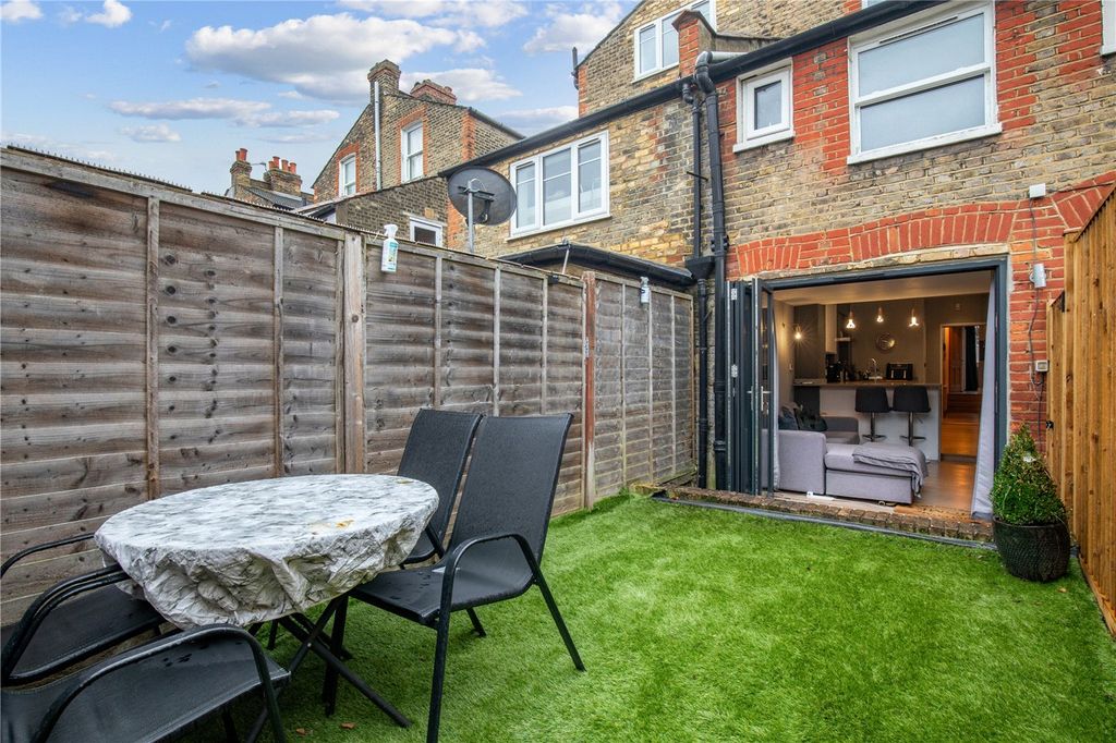 Property photo 3 of 12 Picture No. 07