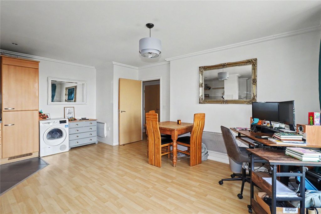 Property photo 3 of 12 Picture No. 04