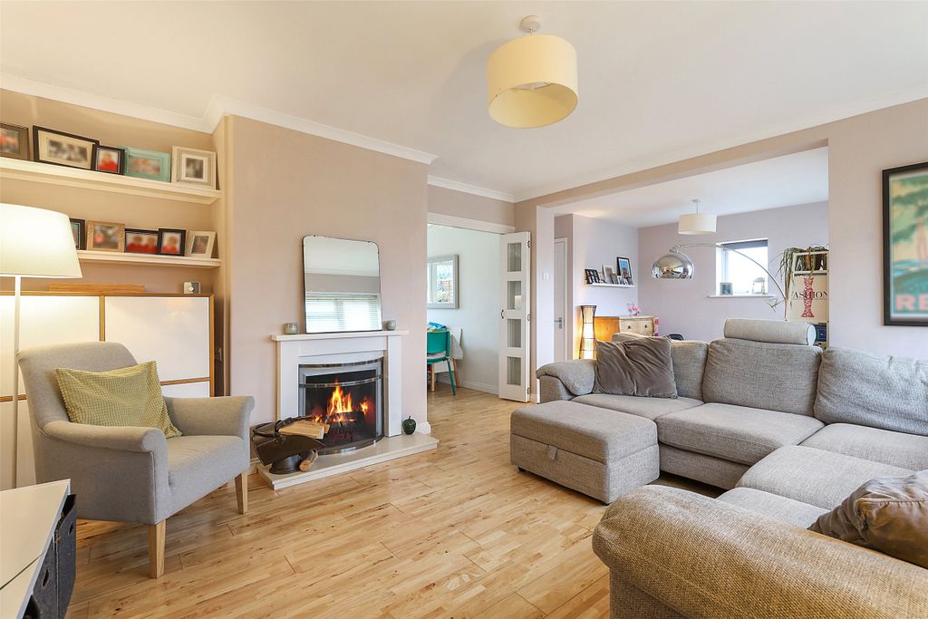 Property photo 2 of 17 Picture No. 09