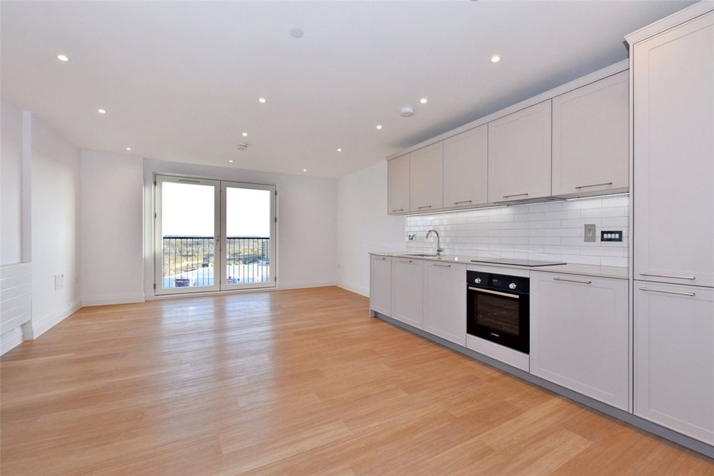 Property photo 2 of 7 Kitchen/Living Room