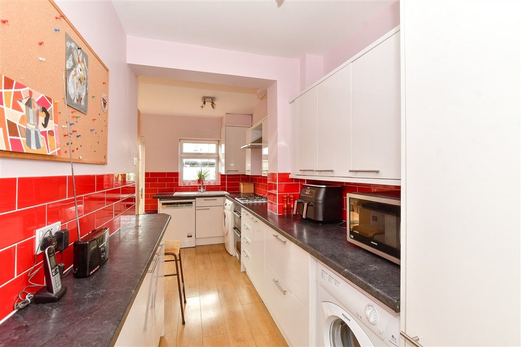 Property photo 3 of 16 Kitchen/Diner