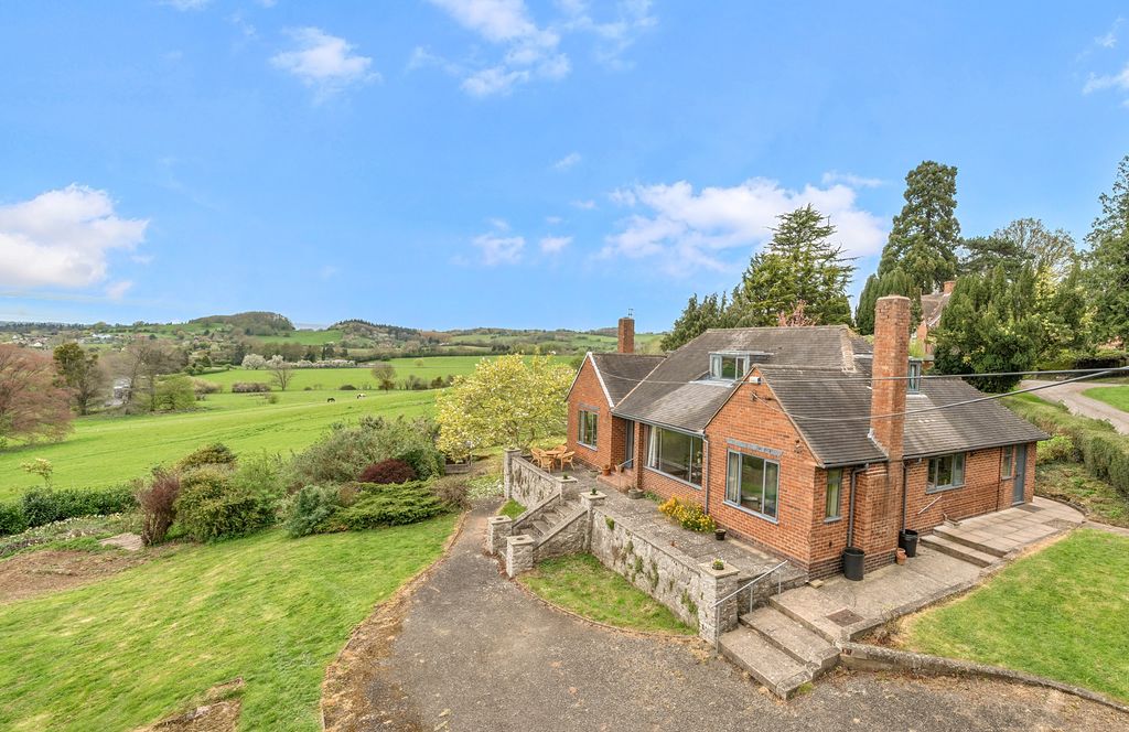 Property photo 1 of 18 1434761-1-69d7Eac868463
