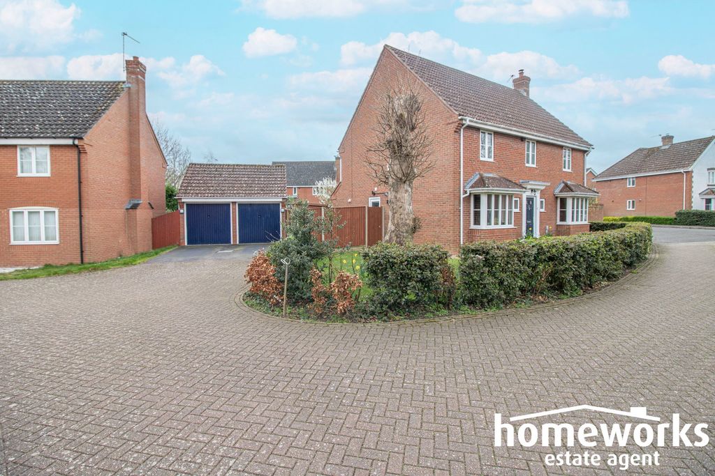 Property photo 1 of 23