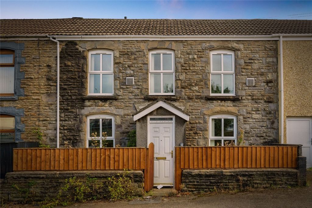 Property photo 1 of 18 Picture No. 23