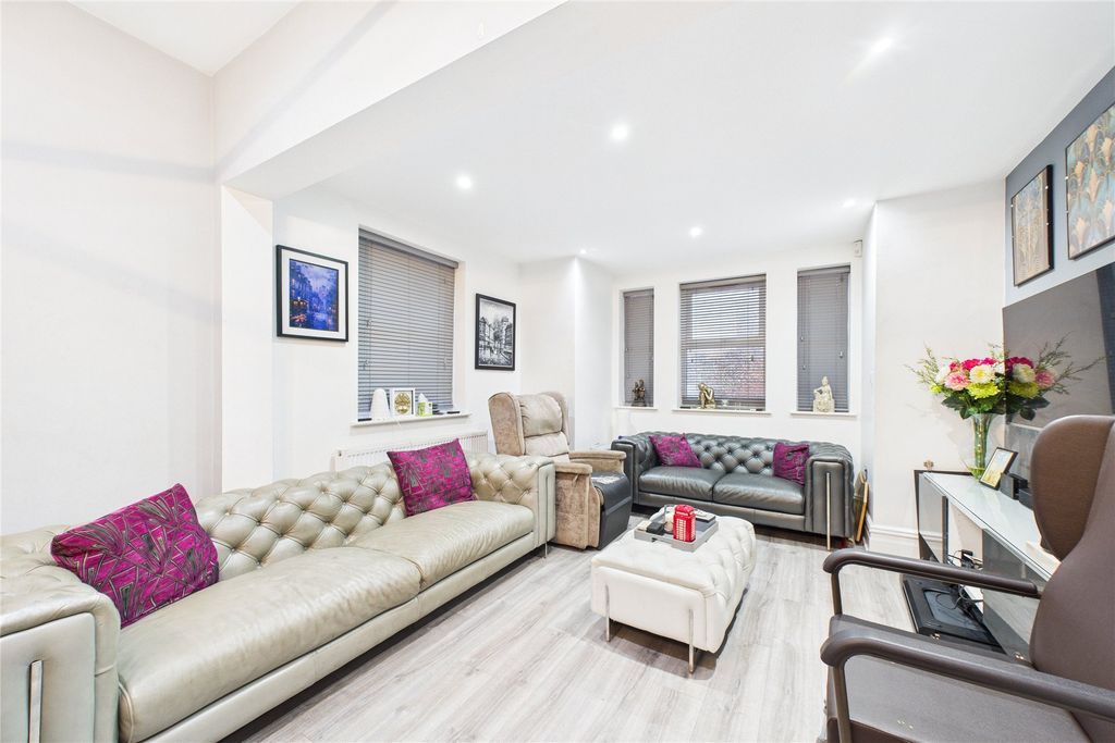 Property photo 2 of 14 Picture No. 02