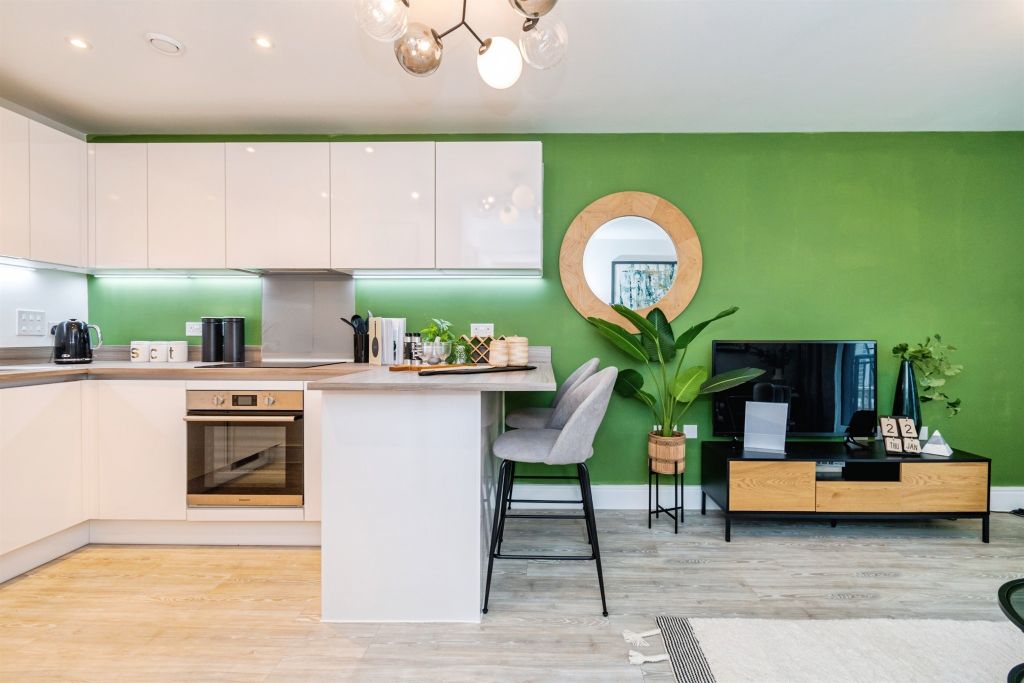 Property photo 2 of 17