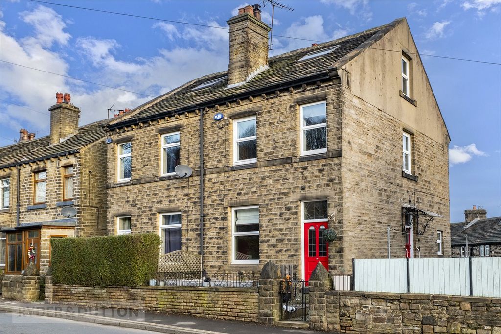 Property photo 1 of 19 External