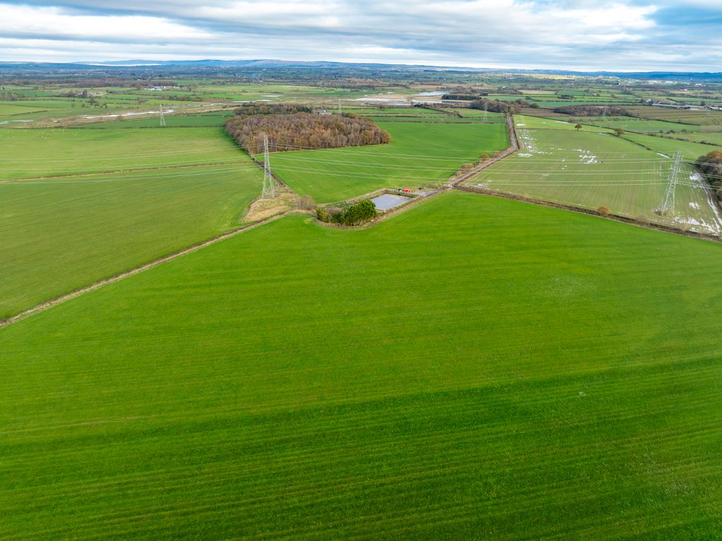 Property photo 3 of 5