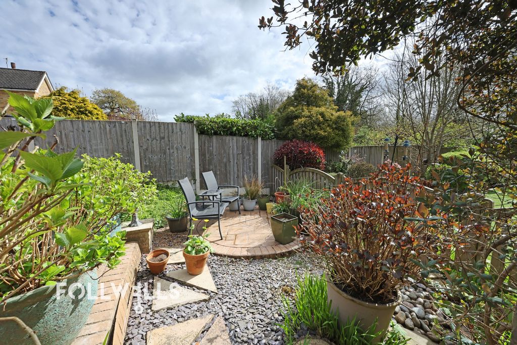 Property photo 3 of 28