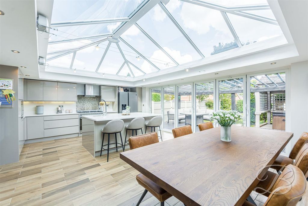 Property photo 2 of 41 Ccltd-60.Jpg