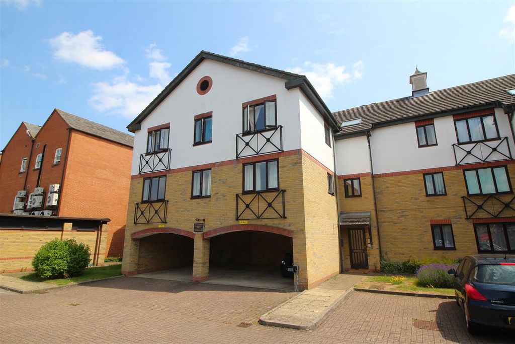 Property photo 1 of 8 Front .Jpg