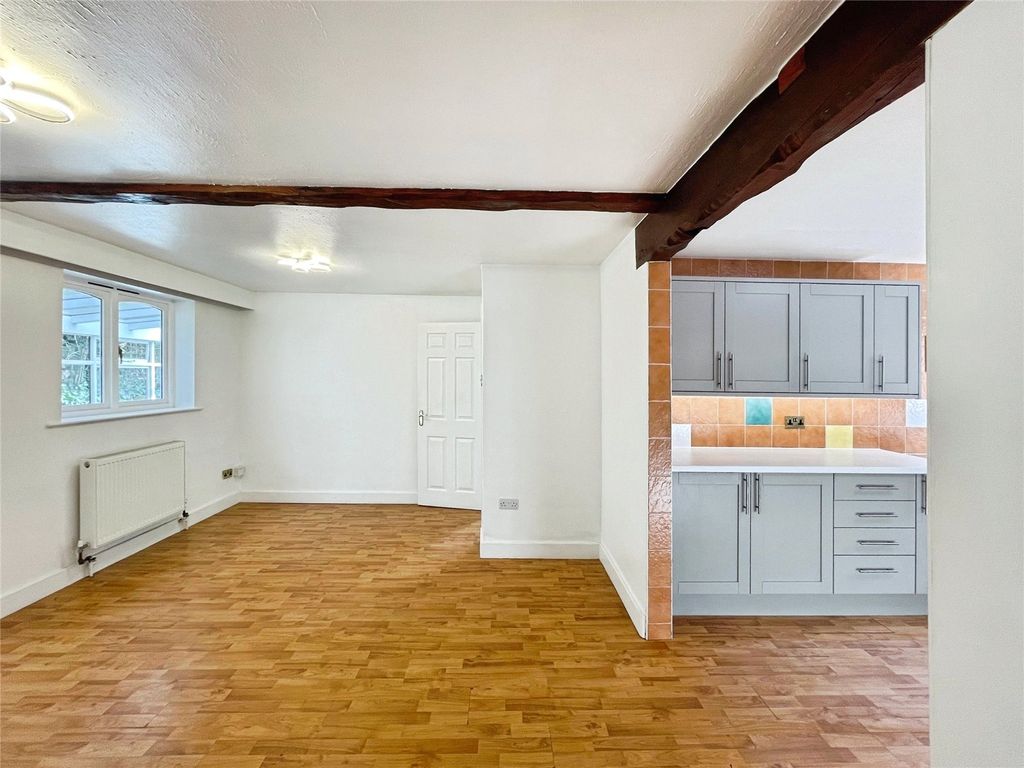 Property photo 3 of 26 Picture No. 03