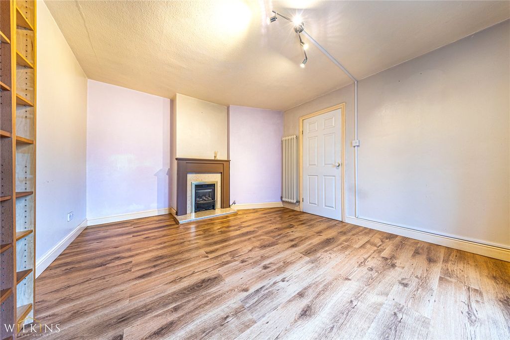 Property photo 3 of 23 Picture No. 01