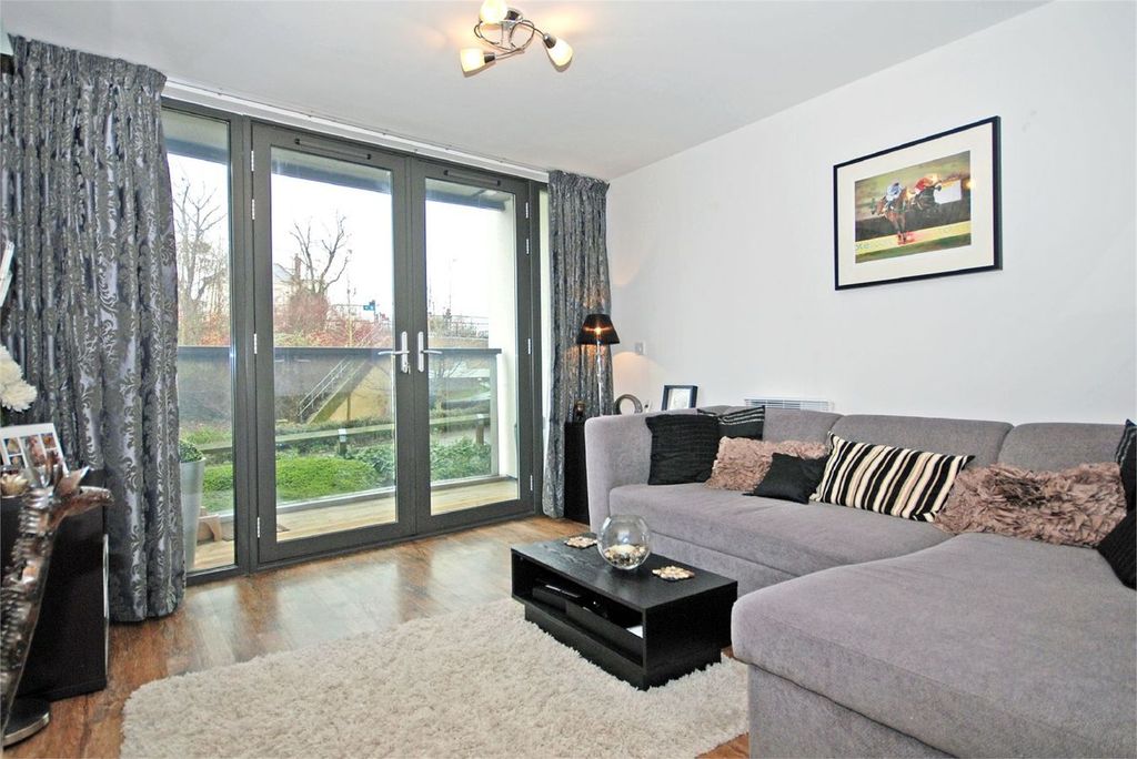 Property photo 1 of 4