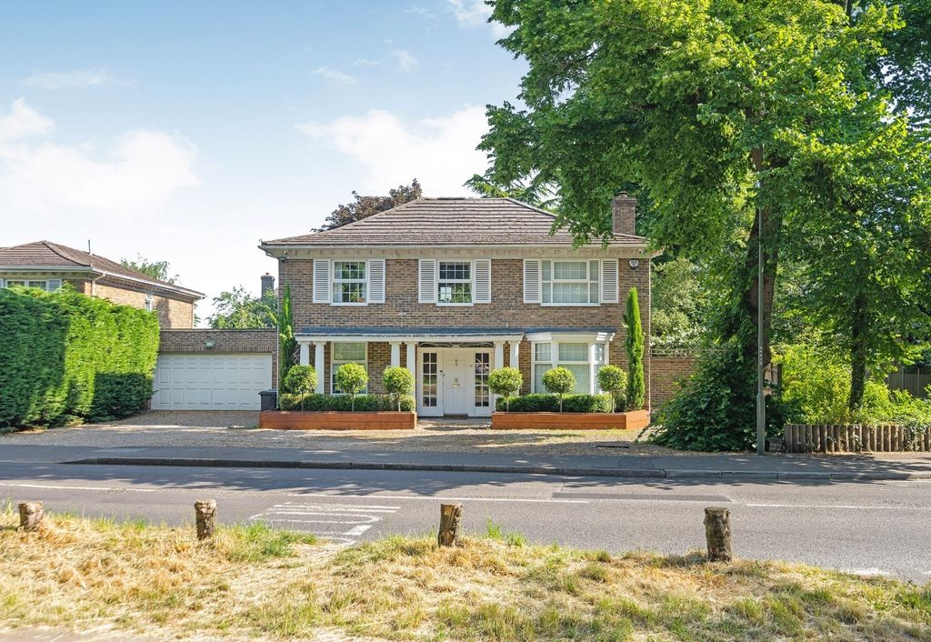 Property photo 1 of 19 4146711