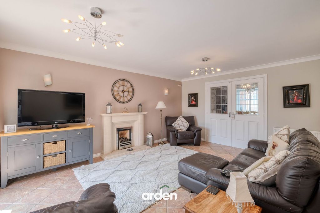 Property photo 2 of 15