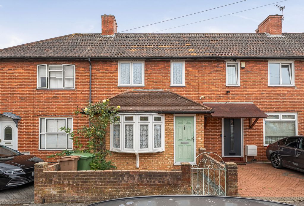 Property photo 1 of 10 1511757-1-6A98119...