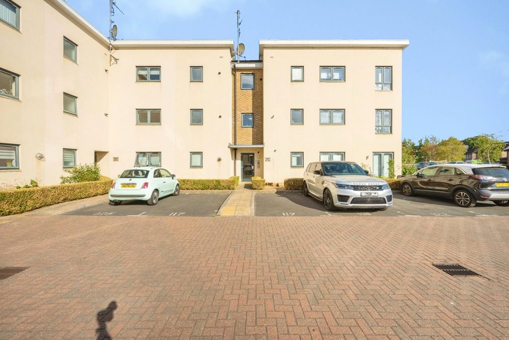 Property photo 1 of 11 Picture No. 01