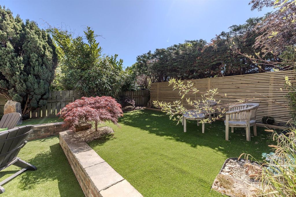 Property photo 2 of 28 A.X2.Jpg
