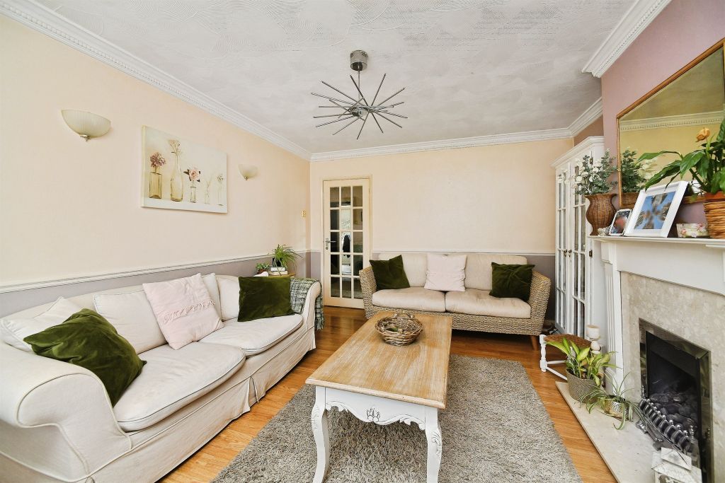 Property photo 3 of 22
