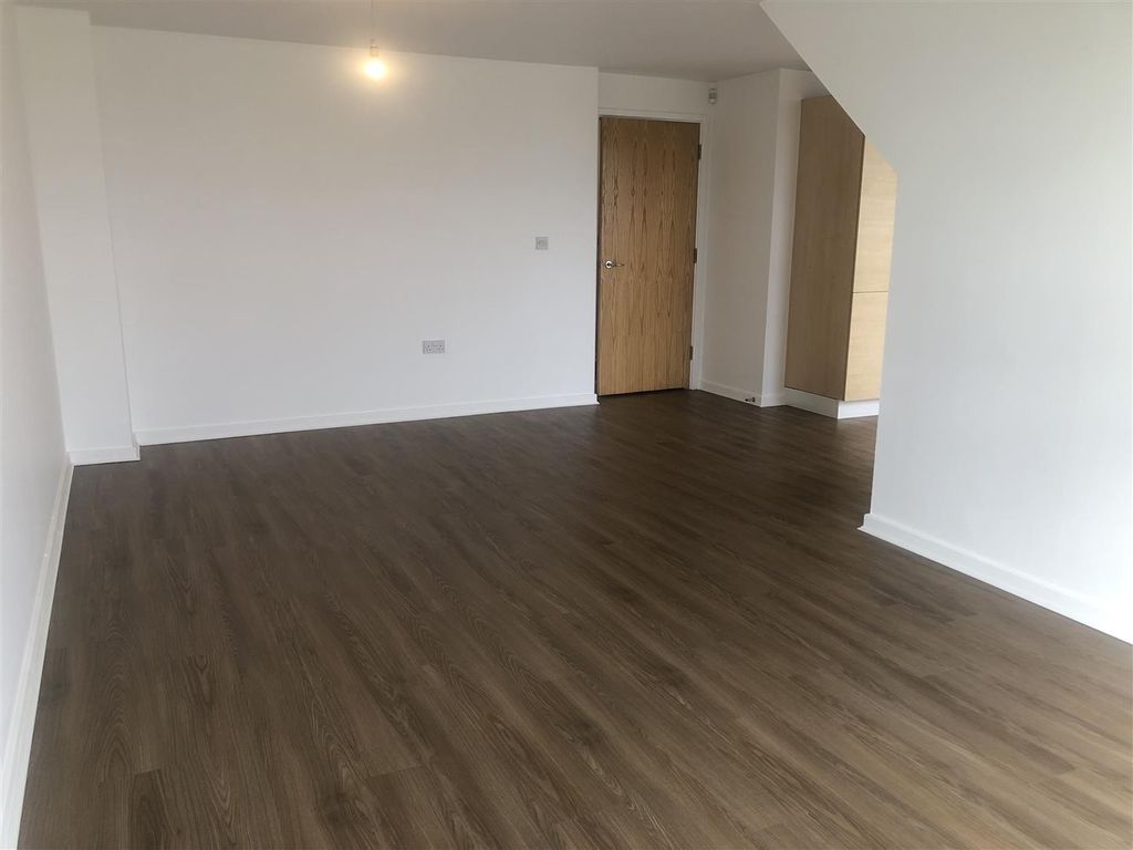 Property photo 3 of 10 Img_6078.Jpg