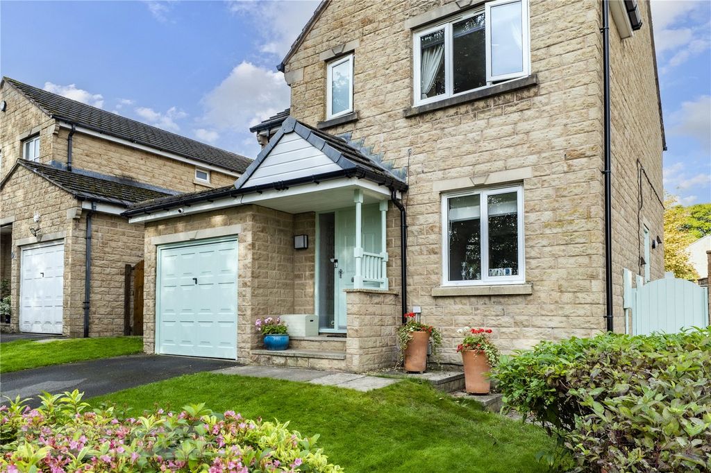 Property photo 1 of 26 Front