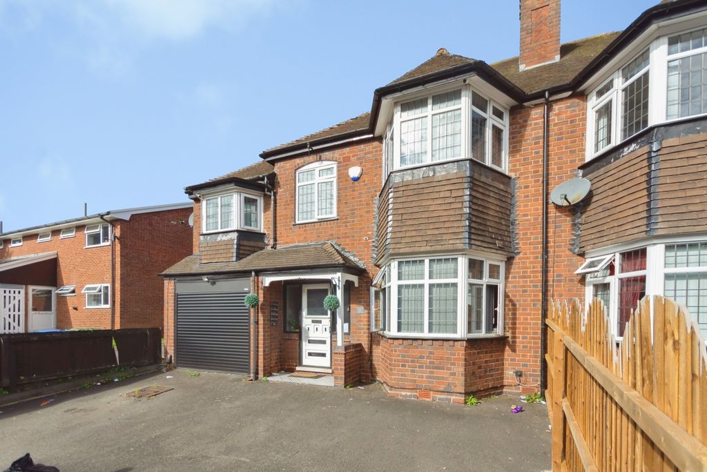 Property photo 1 of 19 Pbox-Img.Jpg