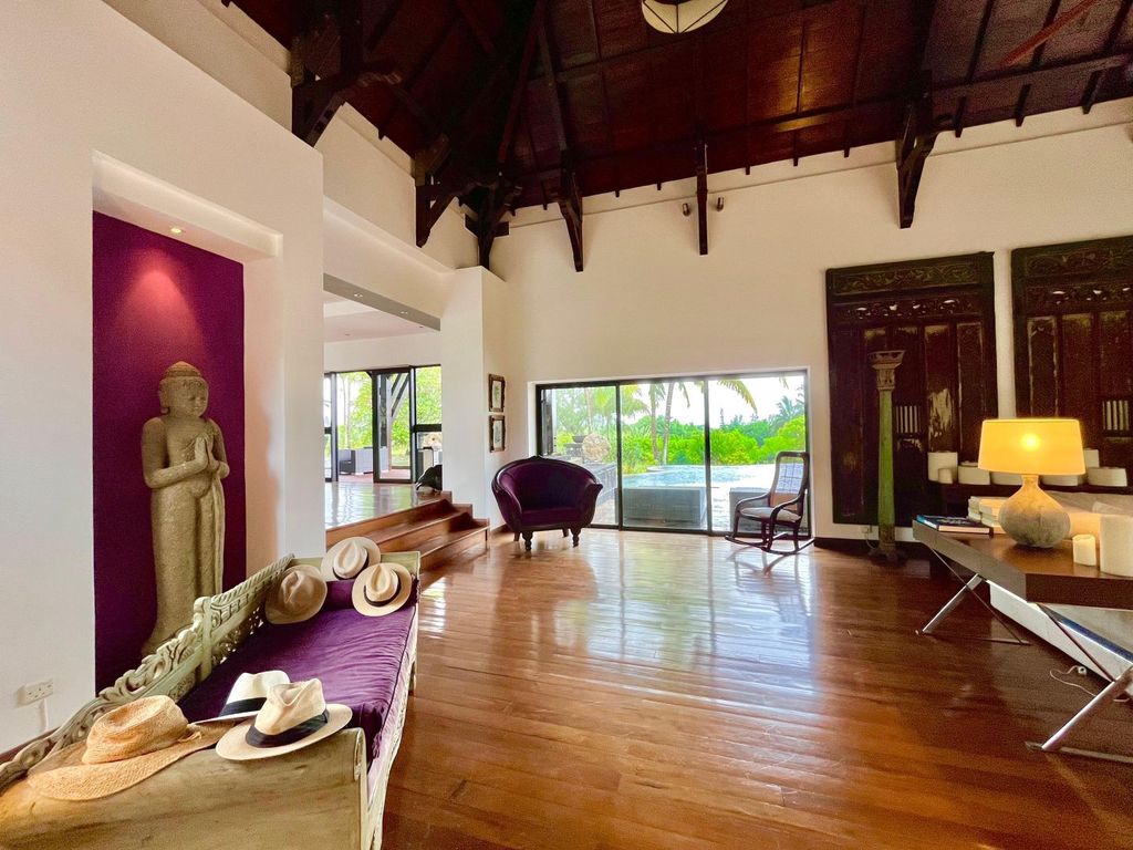 Property photo 3 of 33