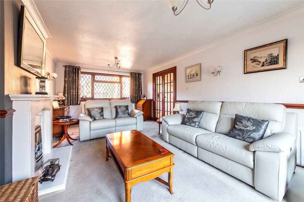 Property photo 2 of 35 Picture No. 16