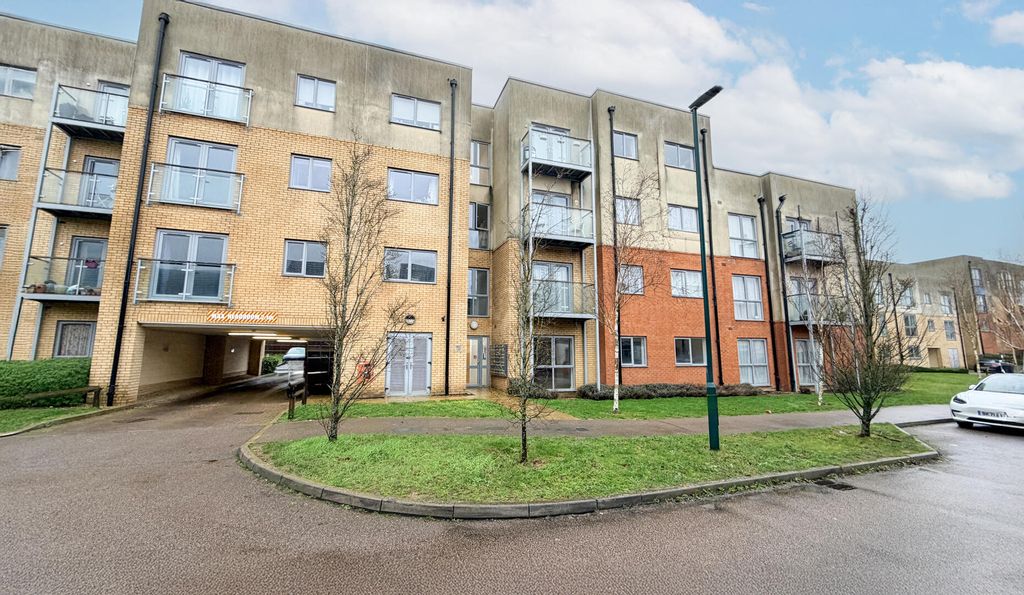 Property photo 1 of 8 Front (Exterior)