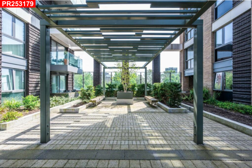 Property photo 3 of 3