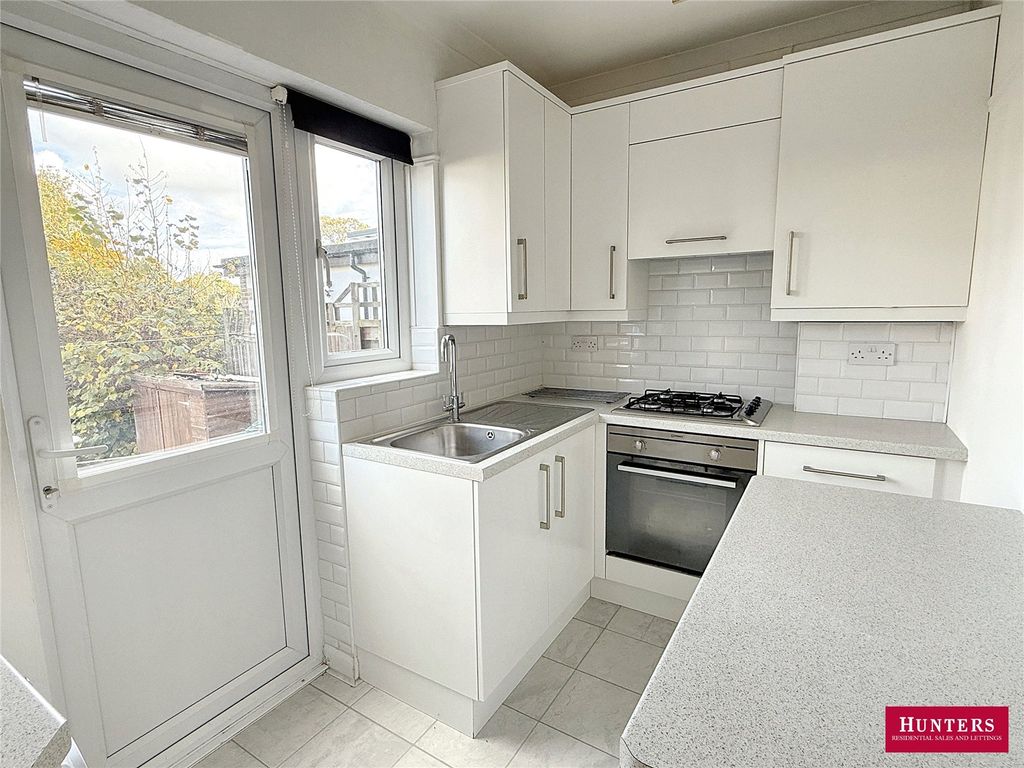 Property photo 3 of 12 Picture No. 26