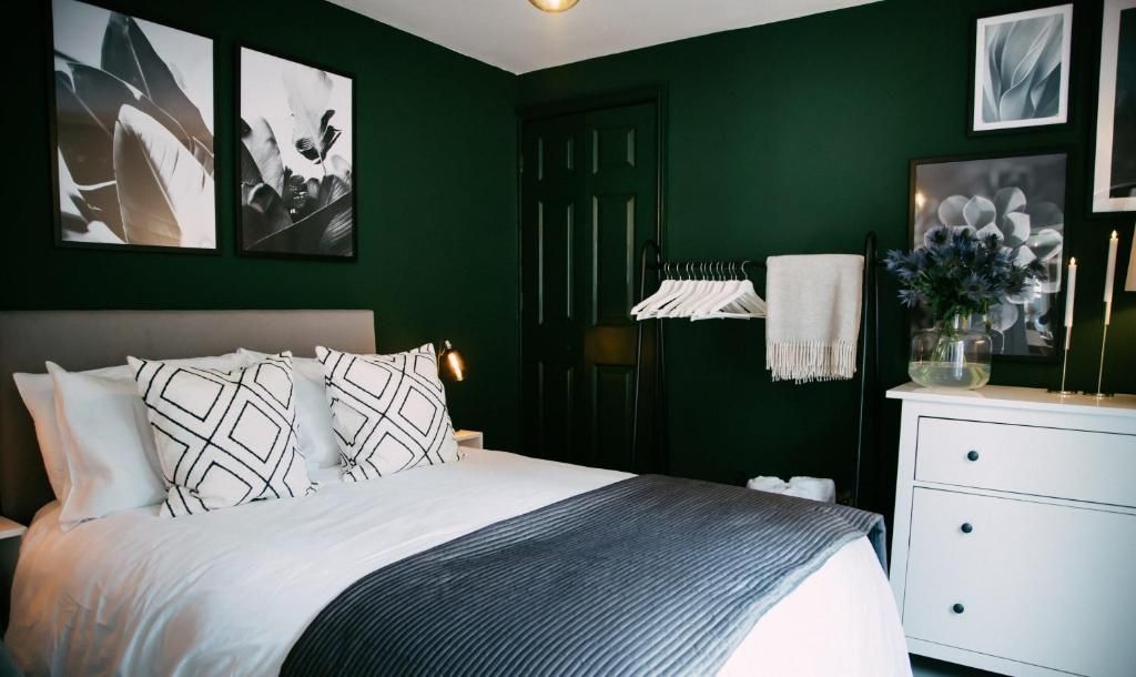 Property photo 3 of 10 Main