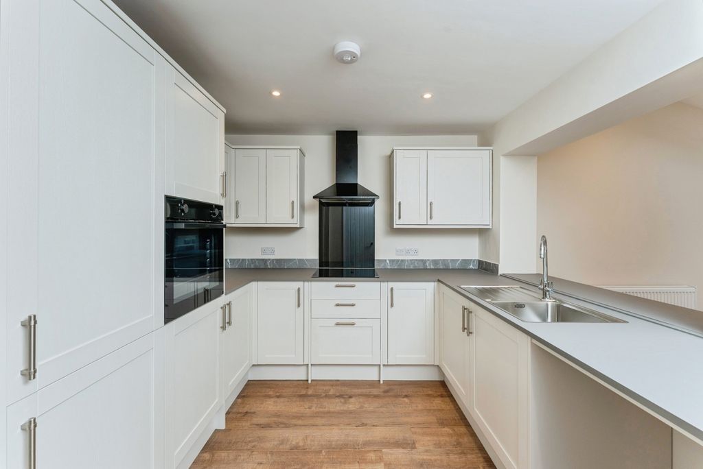 Additional image 5 of 3 bed detached house to rentColliery Green Court, Neston CH64