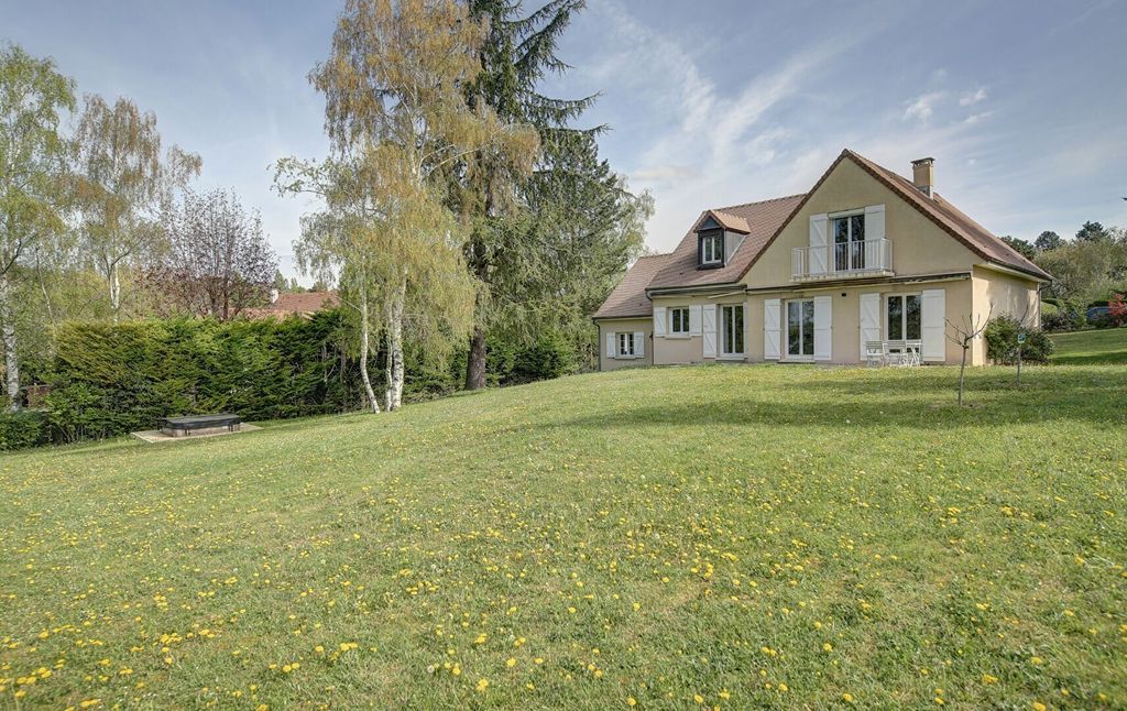 Property photo 1 of 17 7-Room House, 214.50 m² – Saint-Nom-La-Bretèche Golf Course