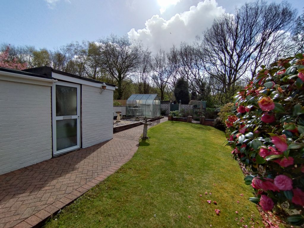 Property photo 2 of 22