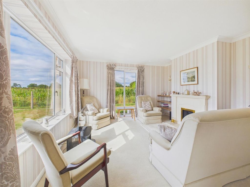 Property photo 2 of 25 Cam02541G0-Pr0522-Still011.Jpg