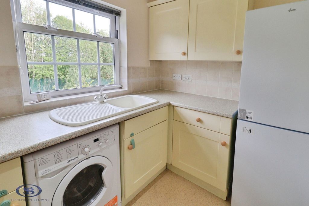Property photo 3 of 17 Pbox-Img.Jpg