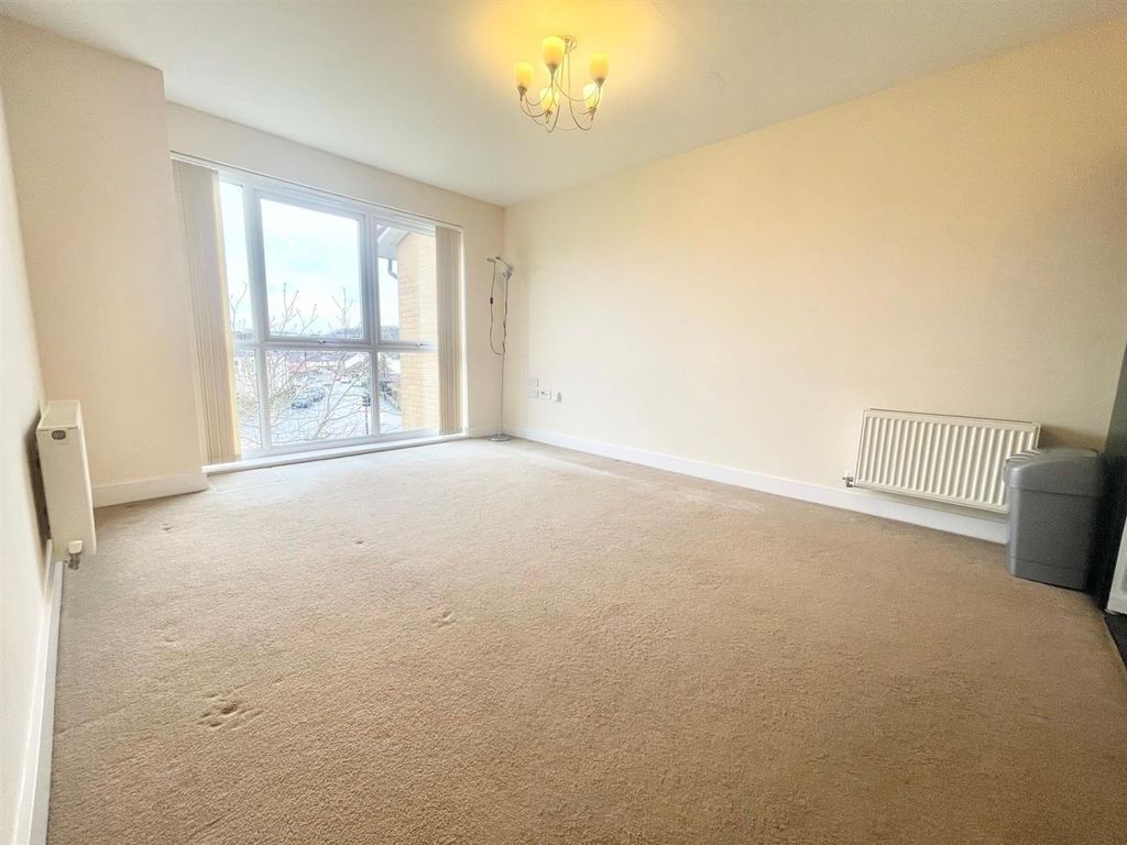 Property photo 3 of 8 Lounge 1.Jpg